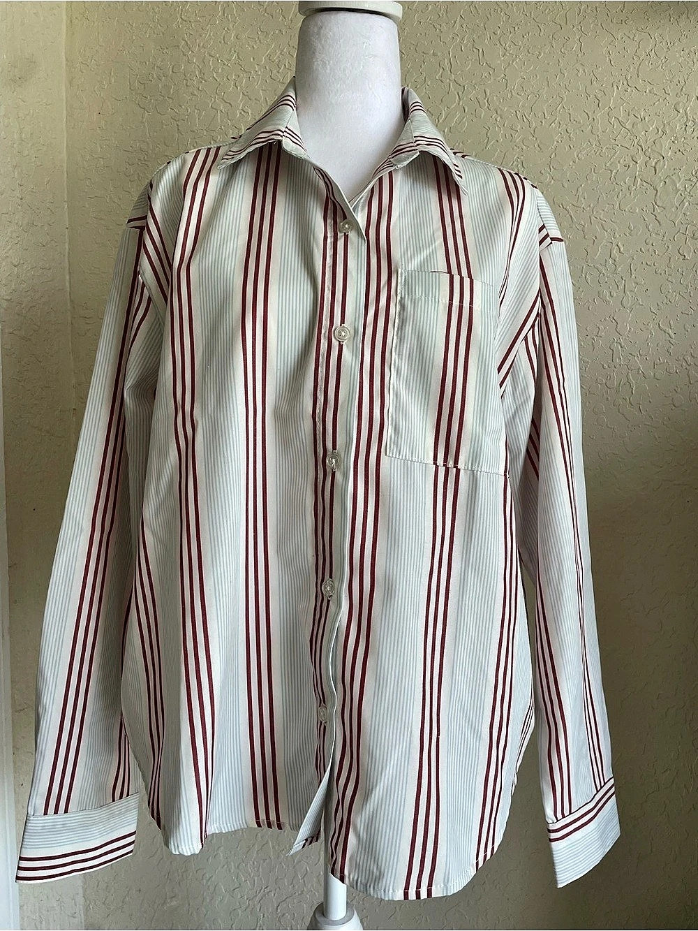 No Comment Women’s M Striped Button Down Shirt Red Blue White Long Sleeve NWT